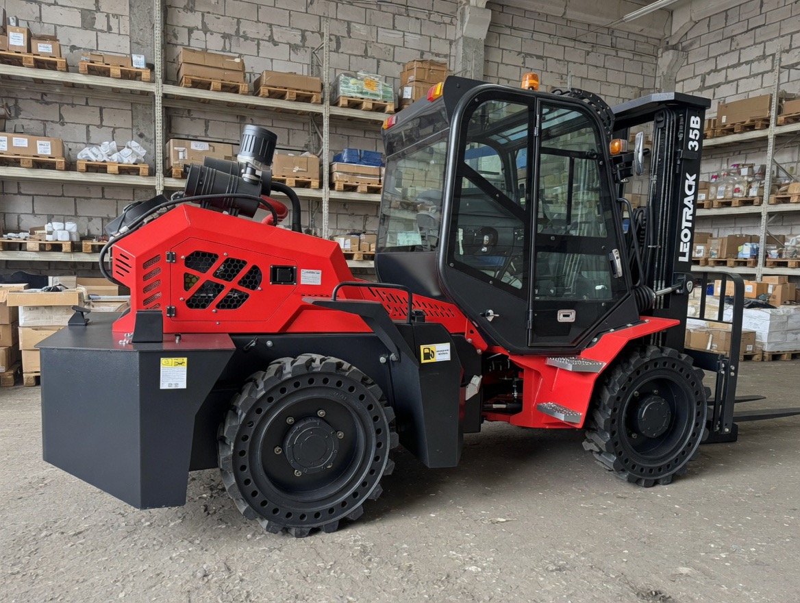 Вилочный погрузчик Leotrack 35B 4×4 (2026) 3,5 тонны, 4,8 м, полный привод